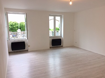APPARTEMENT T2 A LOUER - BEAUVALLON - 48 m2 - 517 € charges comprises par mois