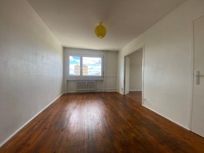 APPARTEMENT T3 A VENDRE - ST ETIENNE RIVIERE-VALFURET-LE BERNAY - 59 m2 - 49000 €
