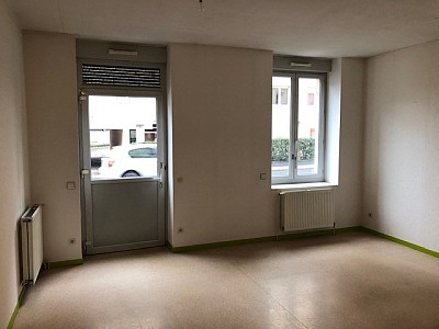 APPARTEMENT T3 A LOUER - ROCHE LA MOLIERE Centre-Ville - 55 m2 - 540 € charges comprises par mois