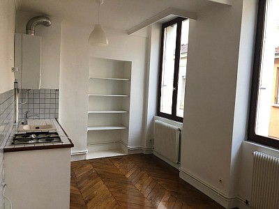 APPARTEMENT T2 A LOUER - ST ETIENNE Marengo - 46.87 m2 - 427 € charges comprises par mois