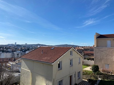 STUDIO A VENDRE - ST ETIENNE - 27,5 m2 - 30000 €