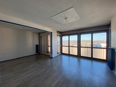 APPARTEMENT T3 A LOUER - VILLARS l Hippodrome Le Bois Monzil Zi - 84 m2 - 725 € charges comprises par mois