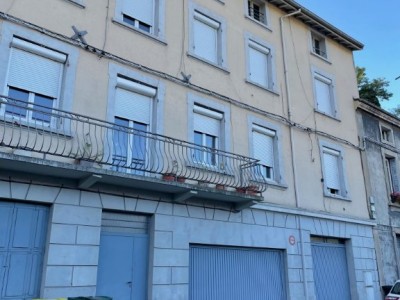 IMMEUBLE A VENDRE - RIVE DE GIER - 193 m2 - 270000€