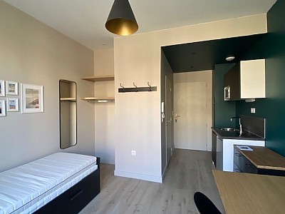 STUDIO A LOUER - ST ETIENNE Fauriel-Le Platon - 17 m2 - 445€ charges comprises par mois