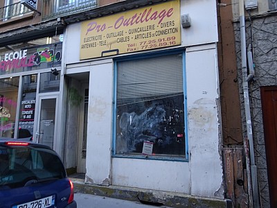 LOCAL COMMERCIAL A LOUER - ST ETIENNE Jacquard - 47 m2 - 350 € HC et HT par mois