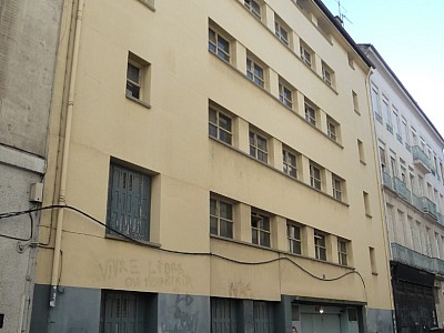 GARAGE A LOUER - ST ETIENNE Republique - 115 € charges comprises par mois