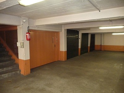 GARAGE A LOUER - ST ETIENNE Republique - 115 € charges comprises par mois