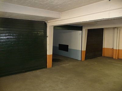 GARAGE A LOUER - ST ETIENNE Republique - 115 € charges comprises par mois