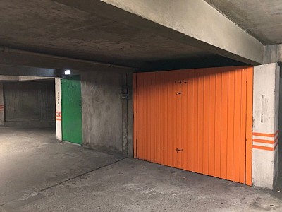 GARAGE A LOUER - ST ETIENNE Camelinat - 95 € charges comprises par mois