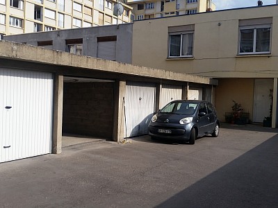 GARAGE - ST ETIENNE Jacquard - LOUÉ