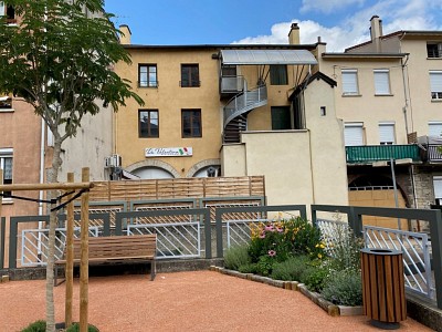 IMMEUBLE A VENDRE - RIVE DE GIER - 500 m2 - 250000€