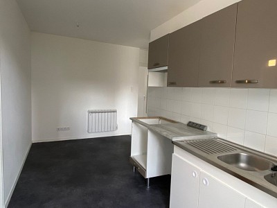 IMMEUBLE A VENDRE - RIVE DE GIER - 500 m2 - 250000€