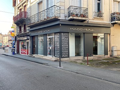 LOCAL COMMERCIAL A LOUER - RIVE DE GIER Centre - 60 m2 - 450 € HC par mois