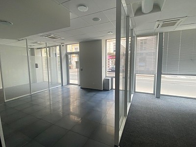 LOCAL COMMERCIAL - ST ETIENNE Prefecture - 160 m2 - RÉALISÉ