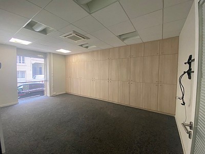 LOCAL COMMERCIAL - ST ETIENNE Prefecture - 160 m2 - RÉALISÉ