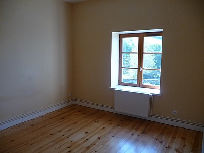VILLA A LOUER - ST HEAND - 128 m2 - 1170 € charges comprises par mois