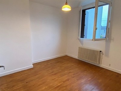 VILLA A LOUER - ST JOSEPH - 81 m2 - 890 € charges comprises par mois