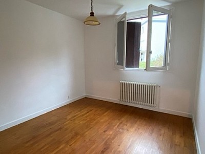 VILLA A LOUER - ST JOSEPH - 81 m2 - 890 € charges comprises par mois
