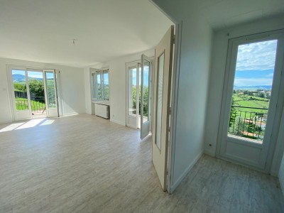 MAISON A VENDRE - CHATEAUNEUF - 123 m2 - 295000 €