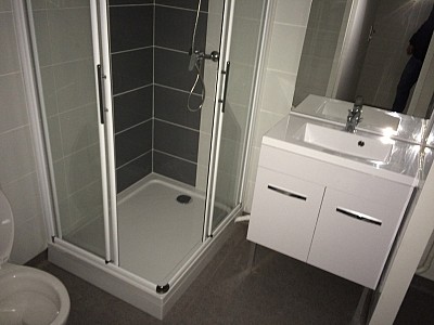 STUDIO A LOUER - ST ETIENNE Hotel-de-Ville - 34 m2 - 360 € charges comprises par mois
