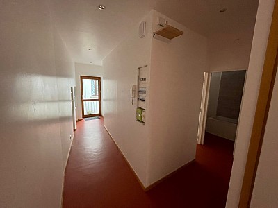 STUDIO A LOUER - ST ETIENNE Peuple-Boivin-St Jacques - 52 m2 - 410 € charges comprises par mois