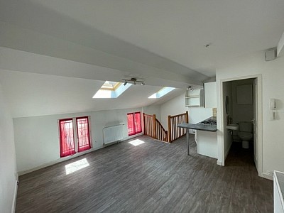 APPARTEMENT T2 A LOUER - ST ETIENNE Prefecture - 29 m2 - 368 € charges comprises par mois