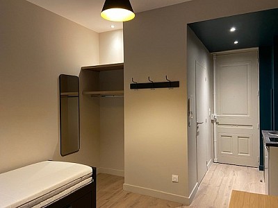 STUDIO A LOUER - ST ETIENNE Fauriel-Le Platon - 16 m2 - 450 € charges comprises par mois