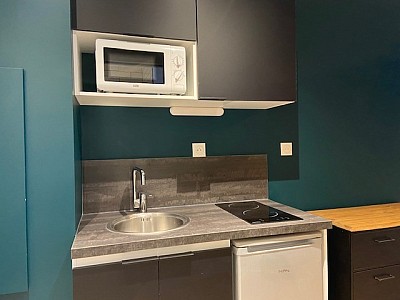 STUDIO A LOUER - ST ETIENNE Fauriel-Le Platon - 16 m2 - 450 € charges comprises par mois