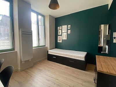 STUDIO A LOUER - ST ETIENNE Fauriel-Le Platon - 18 m2 - 476 € charges comprises par mois