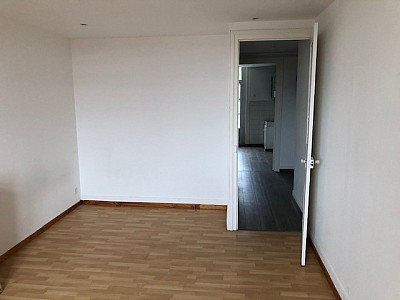 STUDIO A LOUER - ST ETIENNE La Richelandiere - 45 m2 - 395 € charges comprises par mois
