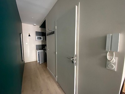 STUDIO A LOUER - ST ETIENNE Fauriel-Le Platon - 23 m2 - 525 € charges comprises par mois