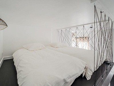 STUDIO A LOUER - ST ETIENNE Saint-Francois-Giron - 23 m2 - 520 € charges comprises par mois