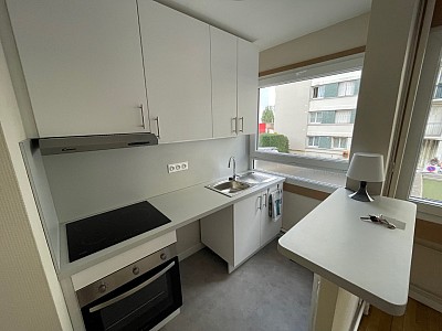 STUDIO A LOUER - ST ETIENNE La Riviere - 30 m2 - 450 € charges comprises par mois