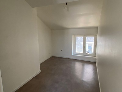 STUDIO A VENDRE - RIVE DE GIER - 30.35 m2 - 38000 €