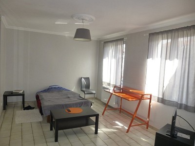 STUDIO - ST ETIENNE CARNOT - 30.7 m2 - VENDU