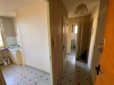 STUDIO A VENDRE - ST ETIENNE - 27,5 m2 - 30000 €