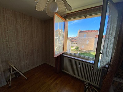 STUDIO A VENDRE - ST ETIENNE - 27,5 m2 - 30000 €