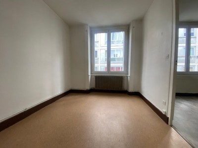 APPARTEMENT T1 A VENDRE - ST ETIENNE - 36 m2 - 45000 €