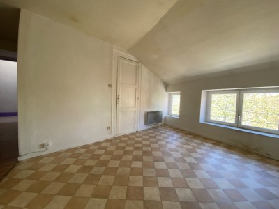 APPARTEMENT T1 A VENDRE - ST ETIENNE - 39 m2 - 35000€