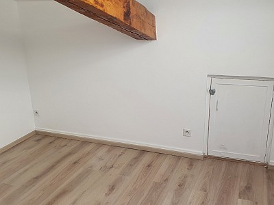 APPARTEMENT T2 A LOUER - FIRMINY Tardive - 55 m2 - 480 € charges comprises par mois