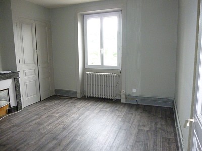 APPARTEMENT T3 A LOUER - RIVE DE GIER Versant  Sud - 64 m2 - 440 € charges comprises par mois