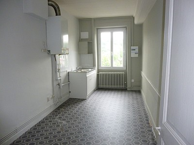 APPARTEMENT T3 A LOUER - RIVE DE GIER Versant  Sud - 64 m2 - 440 € charges comprises par mois