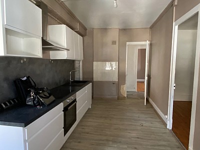 APPARTEMENT T2 A LOUER - RIVE DE GIER Centre - 75 m2 - 457 € charges comprises par mois