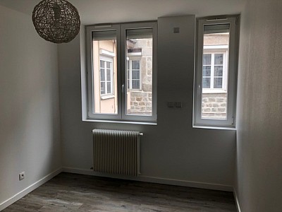 APPARTEMENT T3 A LOUER - ST ETIENNE Jacquard - 61 m2 - 533 € charges comprises par mois