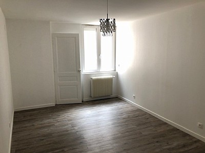 APPARTEMENT T3 A LOUER - ST ETIENNE Jacquard - 61 m2 - 533 € charges comprises par mois