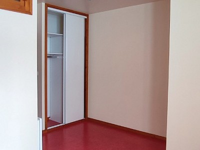 APPARTEMENT T2 A LOUER - ST ETIENNE Peuple-Boivin-St Jacques - 60 m2 - 416 € charges comprises par mois