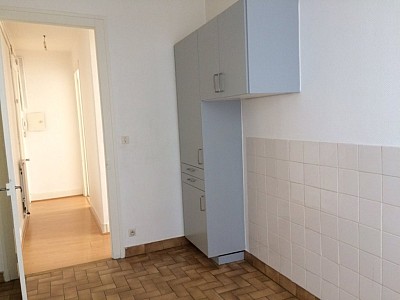 APPARTEMENT T2 A LOUER - ST ETIENNE hyper centre - 41 m2 - 400 € charges comprises par mois