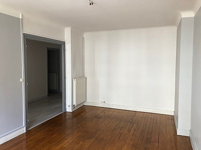 APPARTEMENT T2 A LOUER - ST ETIENNE Barra Revoilier - 66 m2 - 545 € charges comprises par mois