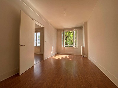 APPARTEMENT T2 A LOUER - ST ETIENNE Badouillere Est-Charite - 68 m2 - 545 € charges comprises par mois