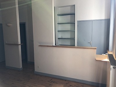 STUDIO A LOUER - ST ETIENNE Bizillon-Charcot Ouest - 39 m2 - 365 € charges comprises par mois